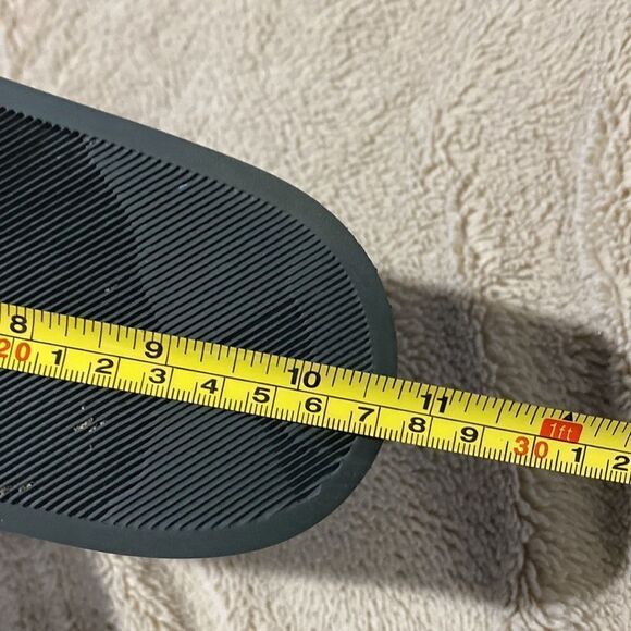 VALENTINO GARAVANI
SANDALI LOGO Yellow & Green Slides - Picture 5 of 8